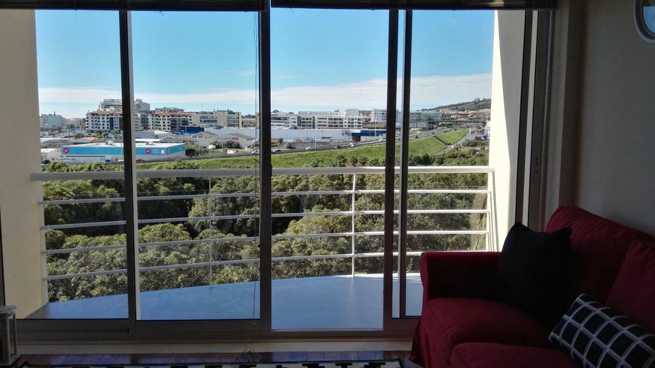 Green & Blue 3 Bedrooms Ponta Delgada Eksteriør billede